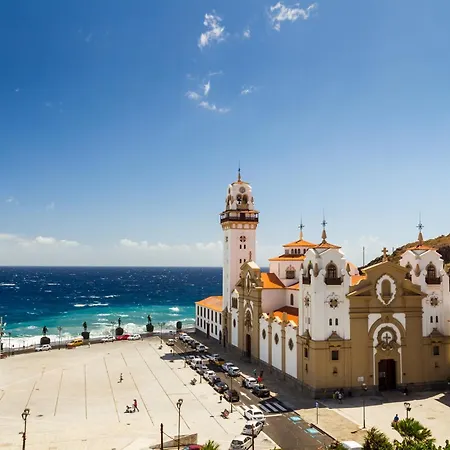 Eden Caletillas Peace Daire